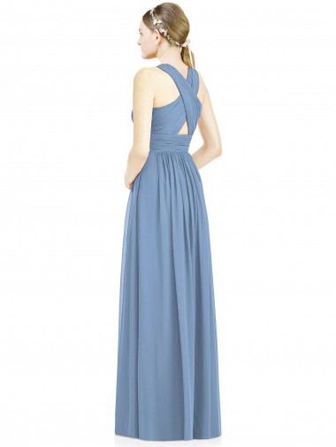 Azul Empoeirado Chiffon Linha A Sem Mangas Decote V Longo Vestidos de Madrinha / Vestidos de Baile
