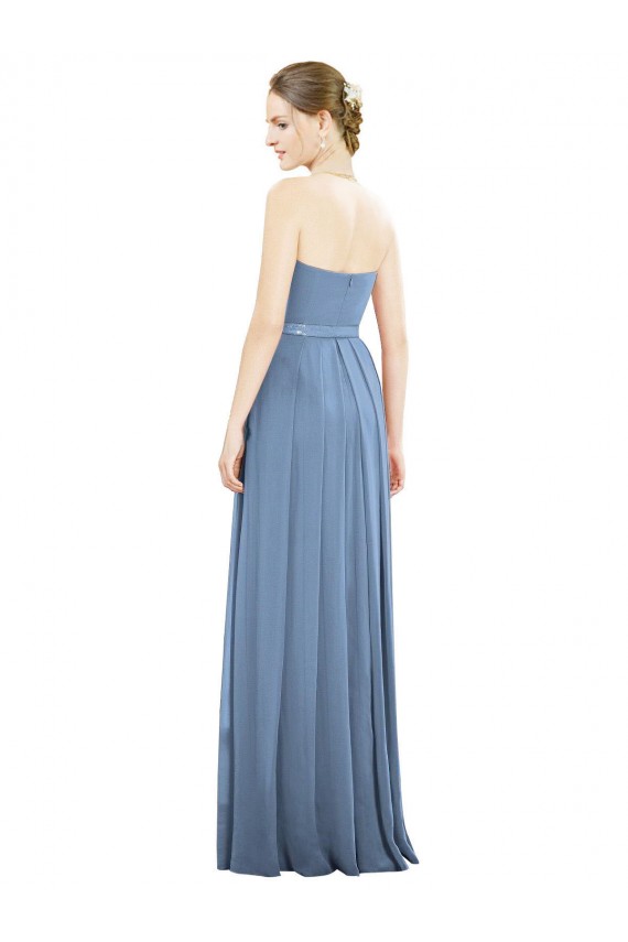 Azul Empoeirado Chiffon Linha A Sem Mangas Sem alças Longo Vestidos de Madrinha Acessíveis