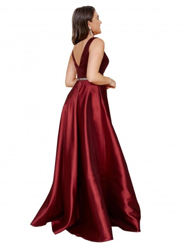 Borgonha Cetim Linha A Costas em V Decote V Longo Formais Vestidos de Madrinha / Vestidos de Noite / Vestidos de Festa