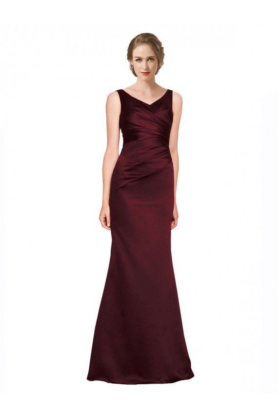 Borgonha Cetim Linha A Lombar Decote V Longo Formais Vestidos de Madrinha / Vestidos de Noite / Vestidos de Festa Acessíveis