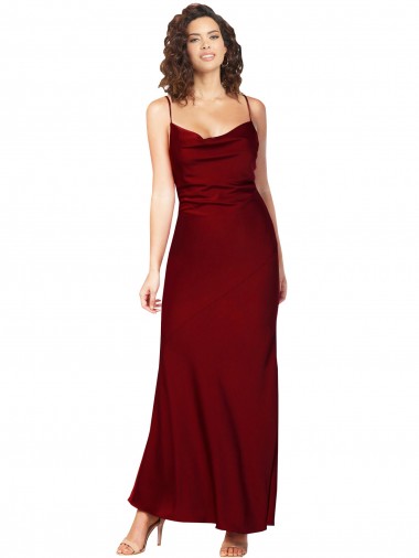 Borgonha Cetim Sedoso Bainha Lombar Decote Capuz Longo Formais Vestidos de Madrinha / Vestidos de Noite / Vestidos de Festa