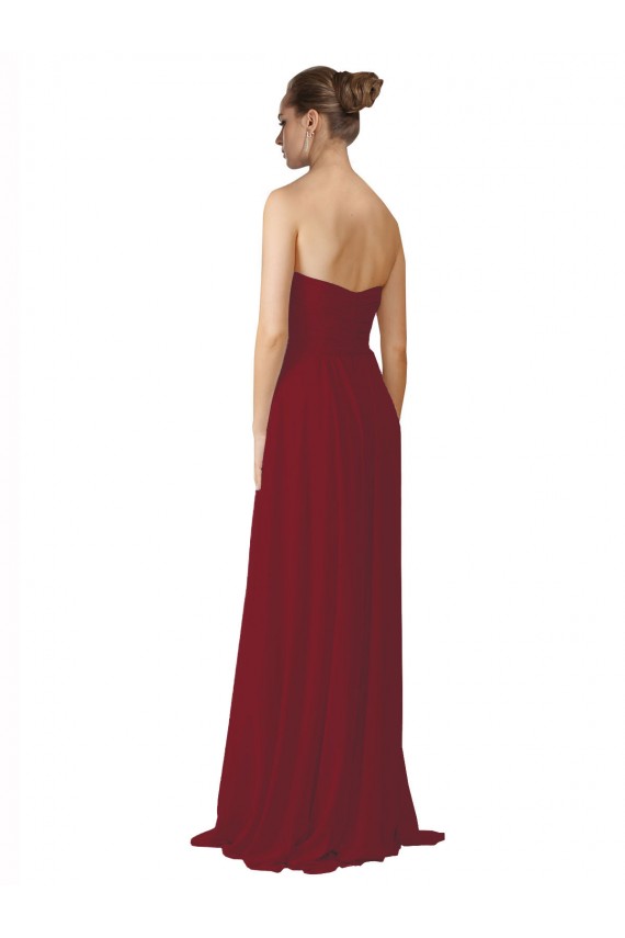 Borgonha Chiffon Linha A Sem alças Longo Vestidos de Madrinha Acessíveis