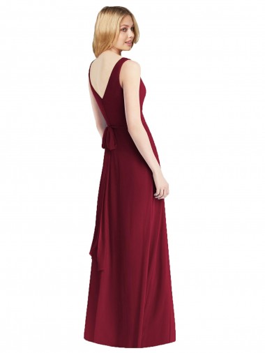 Borgonha Chiffon Sem Mangas Decote V Linha A Longo Vestidos de Madrinha
