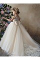 Champanhe Vestido de Baile Amor Comboio Capela Tule & Renda Longo Vestidos para meninas de flores Acessíveis