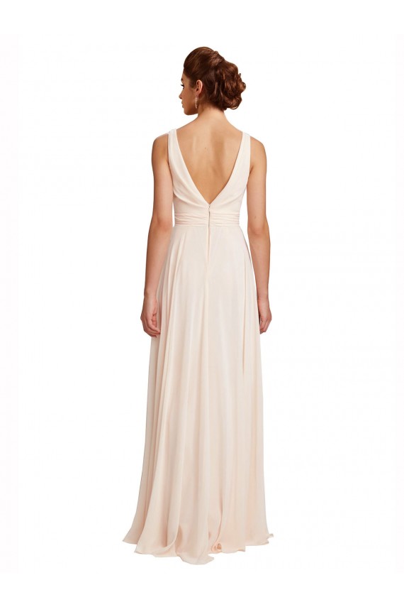 Creme Rosa Chiffon Linha A Costas em V Decote Alto Longo Vestidos de Madrinha Acessíveis