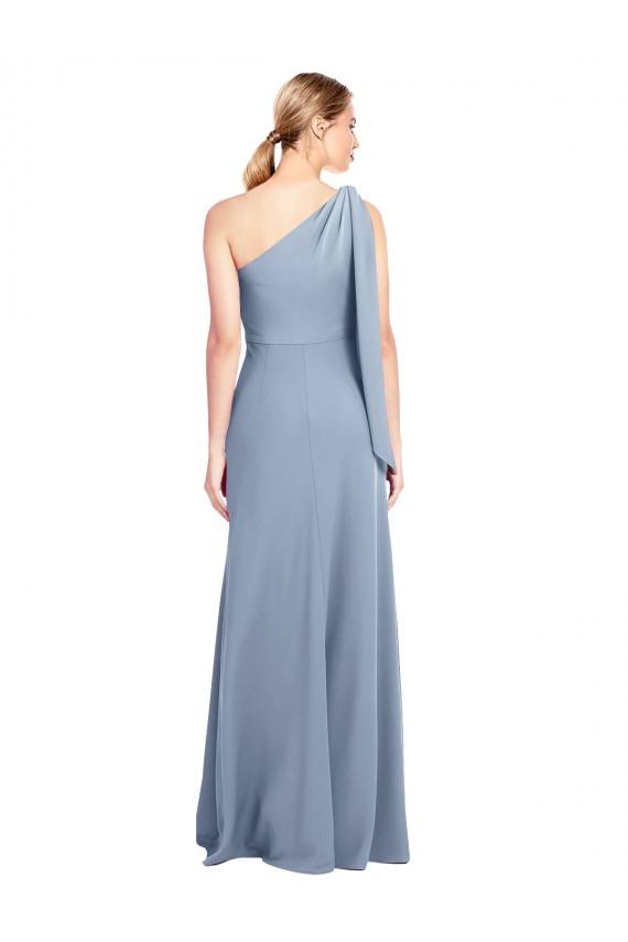 Fumo Azul Crepe Esticado Bainha Um Ombro Longo Formais Vestidos de Madrinha / Vestidos de Noite / Vestidos de Festa Acessíveis