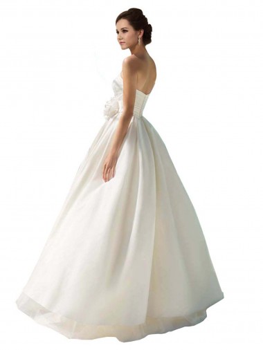 Marfim Linha A Sem alças Chiffon Longo Vestidos de Noiva