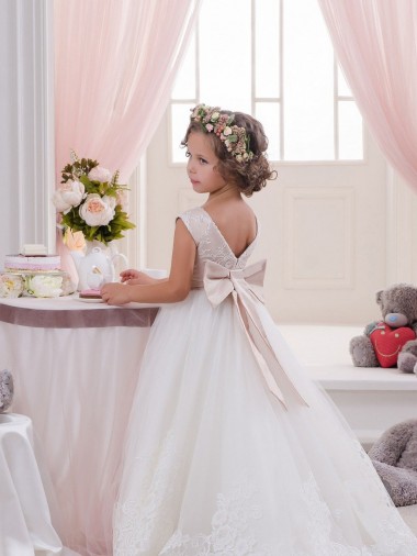 Marfim Tule & Renda Vestido de Baile Sem Mangas Barco Longo Vestidos para meninas de flores
