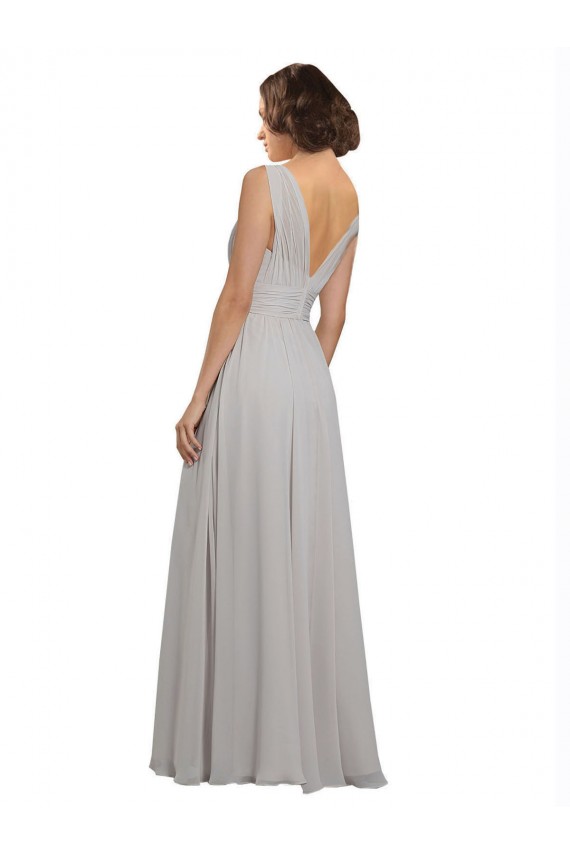 Ostra Prata Linha A Decote V Chiffon Longo Vestidos de Madrinha Acessíveis