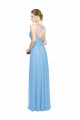 Pervinca Chiffon Linha A Buraco da fechadura Decote V Longo Vestidos de Madrinha Acessíveis