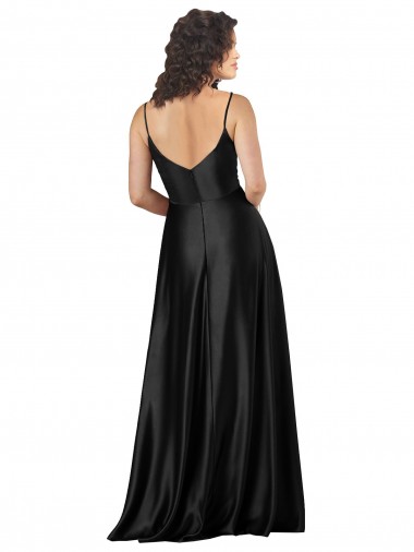 Preto Cetim Sedoso Linha A Lombar Decote V Longo Formais Vestidos de Madrinha / Vestidos de Noite / Vestidos de Festa