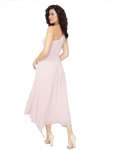 Preto Linha A Um Ombro Alto Baixo Chiffon Curto Alto Baixo Vestidos de Madrinha / Vestidos de Homecoming