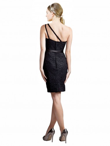 Preto Linha A Um Ombro Renda Curto Vestidos de Madrinha / Vestidos de Homecoming