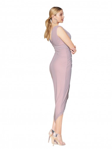 Prímula Sereia Decote V Alto Baixo Chiffon Curto Alto Baixo Formais Vestidos de Madrinha / Vestidos de Festa