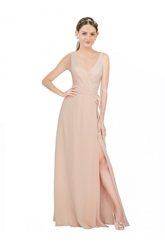 Rosa 114 Linha A Decote V Chiffon Longo Vestidos de Madrinha Acessíveis