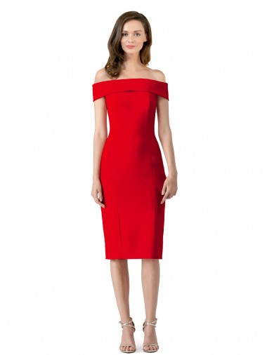 Vermelho Bainha Fora do Ombro Comprimento Chá Crepe Esticado Curto Formais Vestidos de Madrinha / Vestidos de Festa