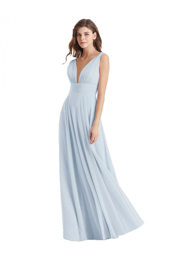 Vidro Marinho Chiffon Linha A Amarrar para trás Decote V Longo Vestidos de Madrinha Acessíveis